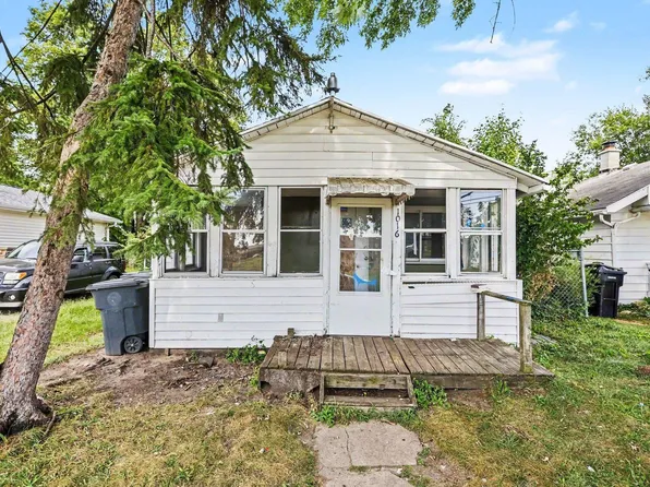 1016 Duey Ave, South Bend, IN 46617