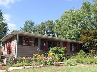 439 Monte Vista Rd, Candler, NC 28715