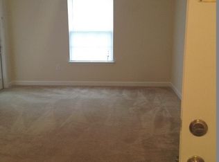 6340 Abbotts Park Rd APT D, Fayetteville, NC 28311