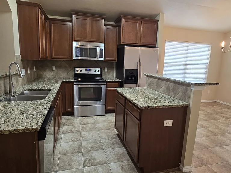 5112 Allegany 4 kitchen (1)