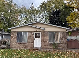 6262 E Forteen Mile Rd, Warren, MI 48092