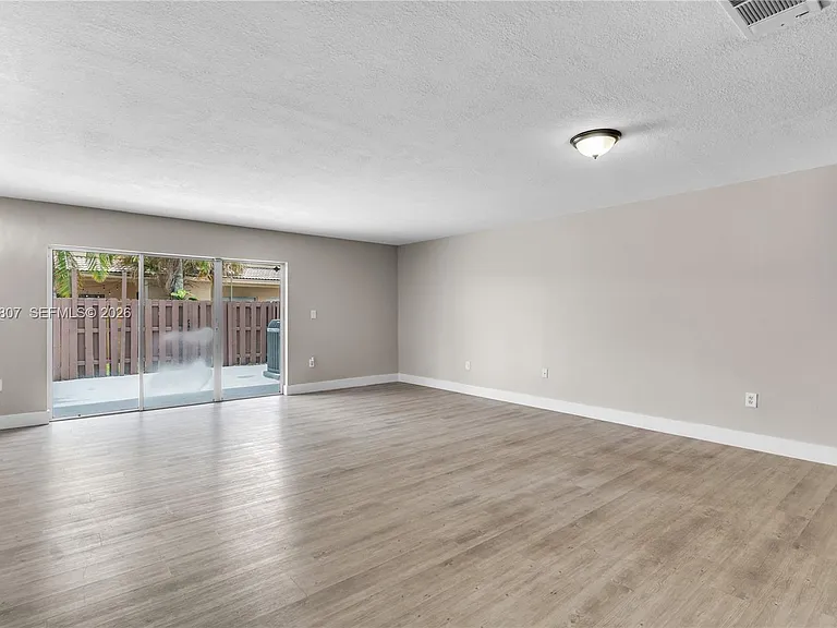 7463 SW 164th Ave #7463 — Photo 9