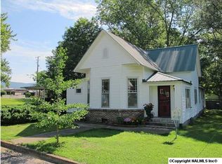 149 College St, Gurley, AL 35748