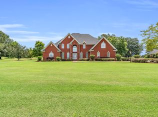 201 Quail Ridge Rd, West Point, MS 39773
