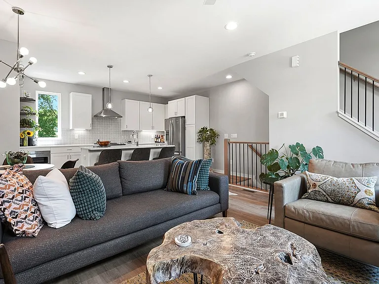 1016 Tipton St — Photo 16