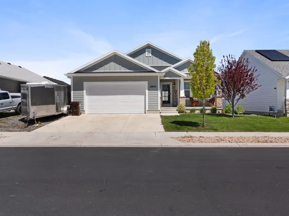 1841 E Magnolia Cir, Eagle Mountain, UT 84005