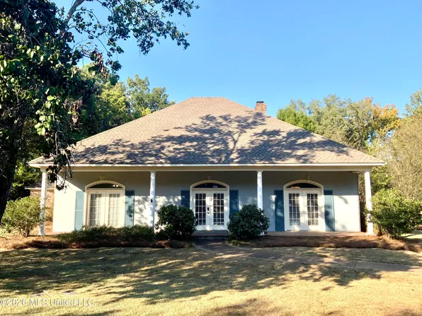 418 Morning Forest Ln, Madison, MS 39110