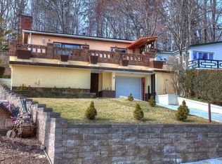 13 Saint Johns Rd, Budd Lake, NJ 07828