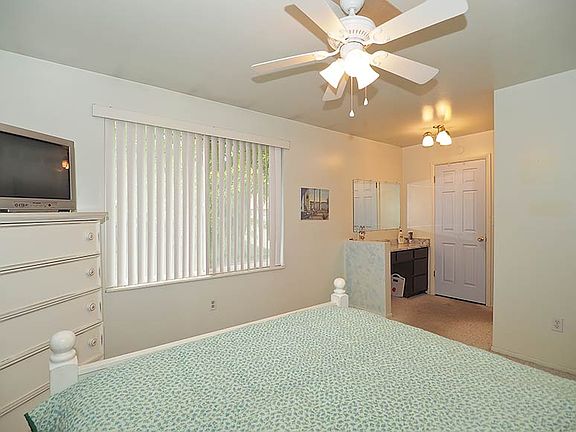 3rd image of 2753 W Cayenne Dr