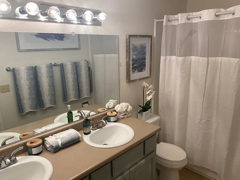 2100 Swanson Ave #202 — Photo 25