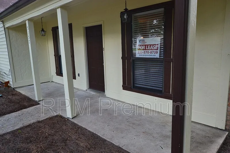3 bed, 2.0 bath, 1159 sqft, $1,450 — Photo 4