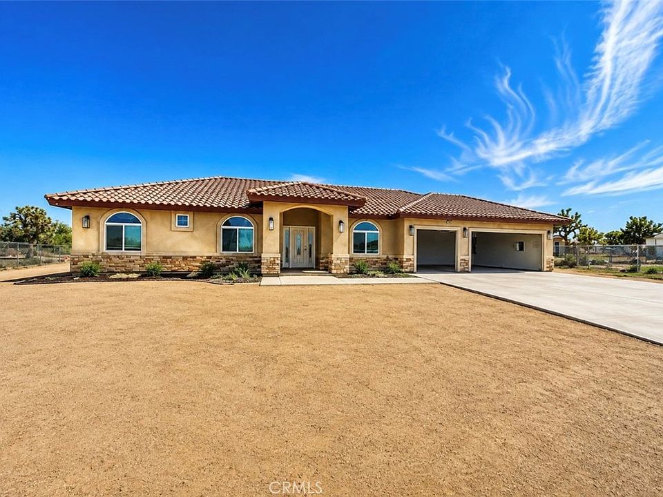 1st image of 14749 Sultana St