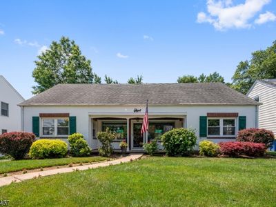 36 E Young St, Somerville, NJ, 08876