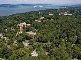 72 Riverview Rd, Irvington, NY 10533