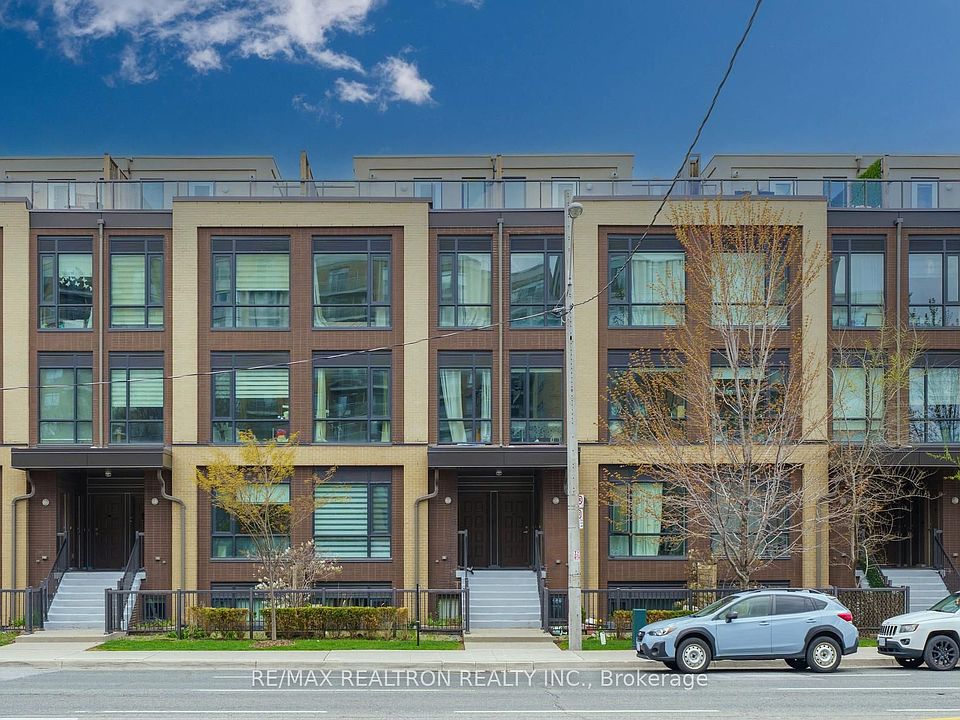 1st image of 639 Lawrence Ave W #206