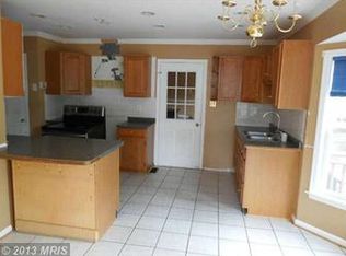 16 Clark Ln, Stafford, VA 22554