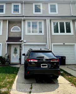 424 Wilcox St, Staten Island, NY, 10303