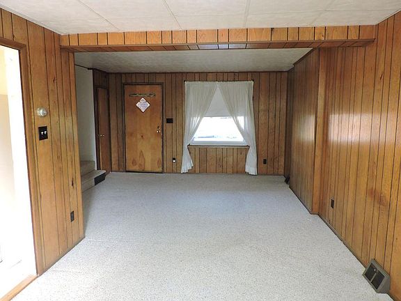 5th image of 3306 Niagara St