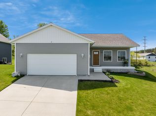 1335 Umber Dr, Traverse City, MI 49696
