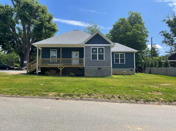 6 E Pressley Hill Rd, Fletcher, NC 28732