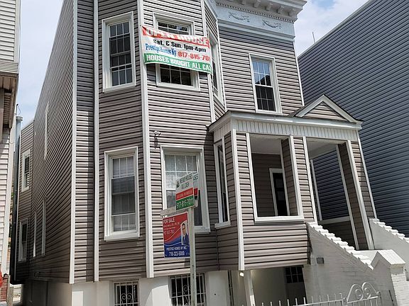 2nd image of 1210 Olmstead Ave