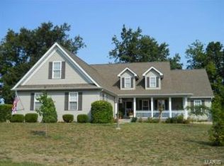 1143 Springbrook Park Dr, Farmington, MO 63640