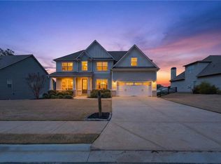 829 Riverwalk Manor Dr, Dallas, GA 30132