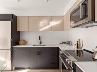 1771 E 18th Ave #53CBA0ADE, Vancouver, BC V5N2H2