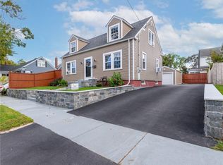 190 Auburn St, Cranston, RI 02910