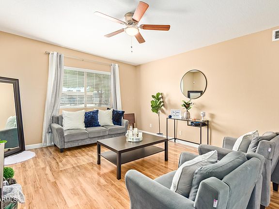 3rd image of 2314 W Aster Dr