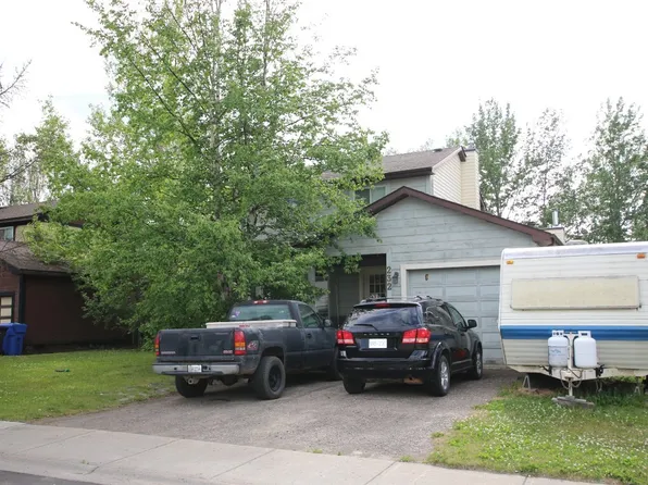 232 Bergeron Dr, Tumbler Ridge, BC V0C 2W0