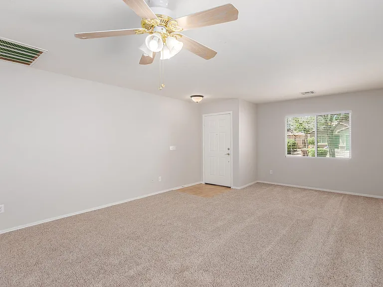 5179 E Silverbell Rd — Photo 10