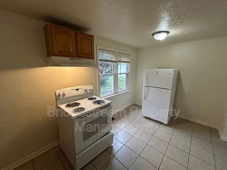 1317 Salem Ave #2 — Photo 7