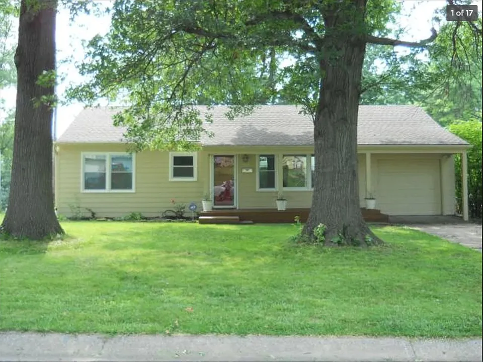 9014 Main St