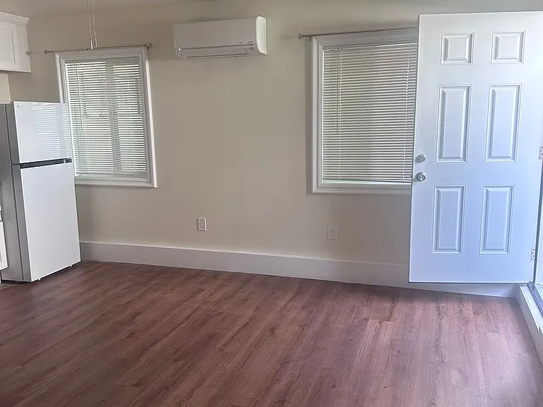 760 El Nido St — Photo 7