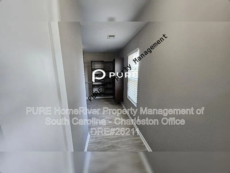 3 bed, 2.5 bath, 1872 sqft, $2,324 — Photo 4