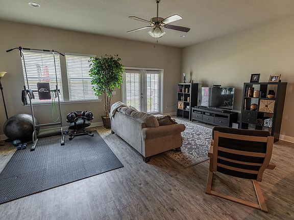 4th image of 104 Grand Fls