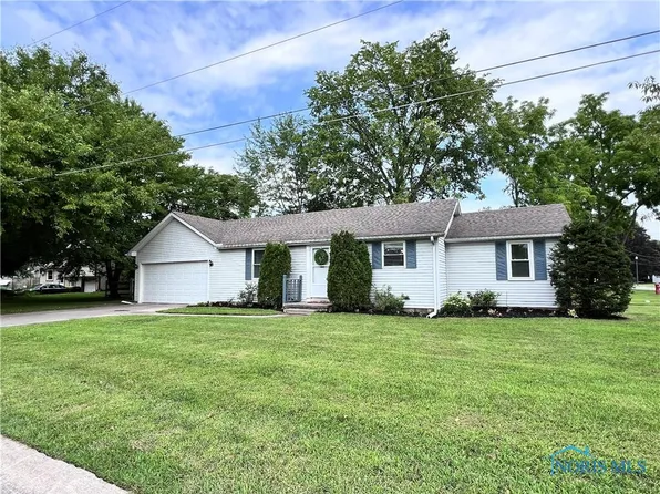 6648 Long St, Whitehouse, OH 43571