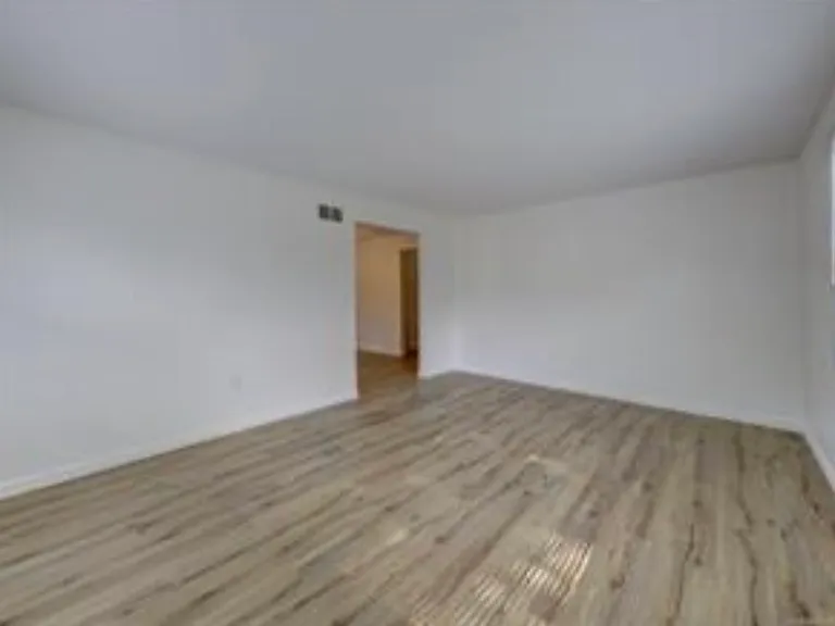 54 Oak St #11 — Photo 19