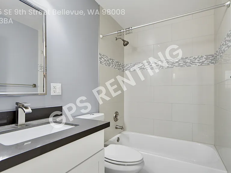 16015 SE 9th St — Photo 12