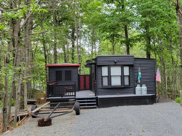 E5-357 Broncbuster Trl, Gouldsboro, PA 18424