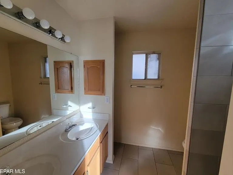 12492 Wendy Reed Dr — Photo 5