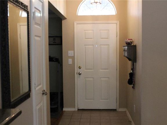 3rd image of 3408 Heathcliff Dr