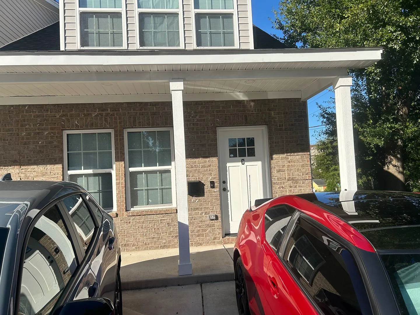 Pre-Leasing For The 20272028 School Year! 3 Bedrooms | 3.5 Bathrooms Available Mid-July 2027! — Photo 2
