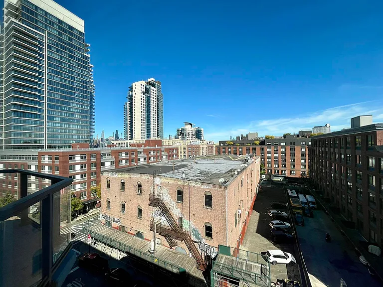 230 Wythe Ave #2M — Photo 17