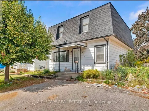 1434 Prince Rd, Windsor, ON N9C 3A9