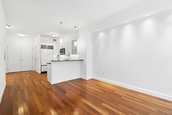 Rented by Corcoran | media 14