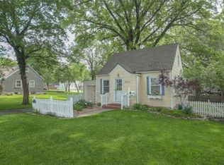 5709 Reeds Rd, Mission, KS 66202