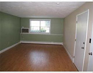 2nd image of 6 Drummer Rd APT 2F