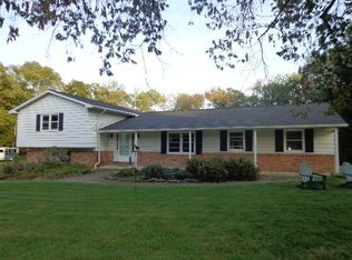 90 White Rd, Ballston Spa, NY 12020